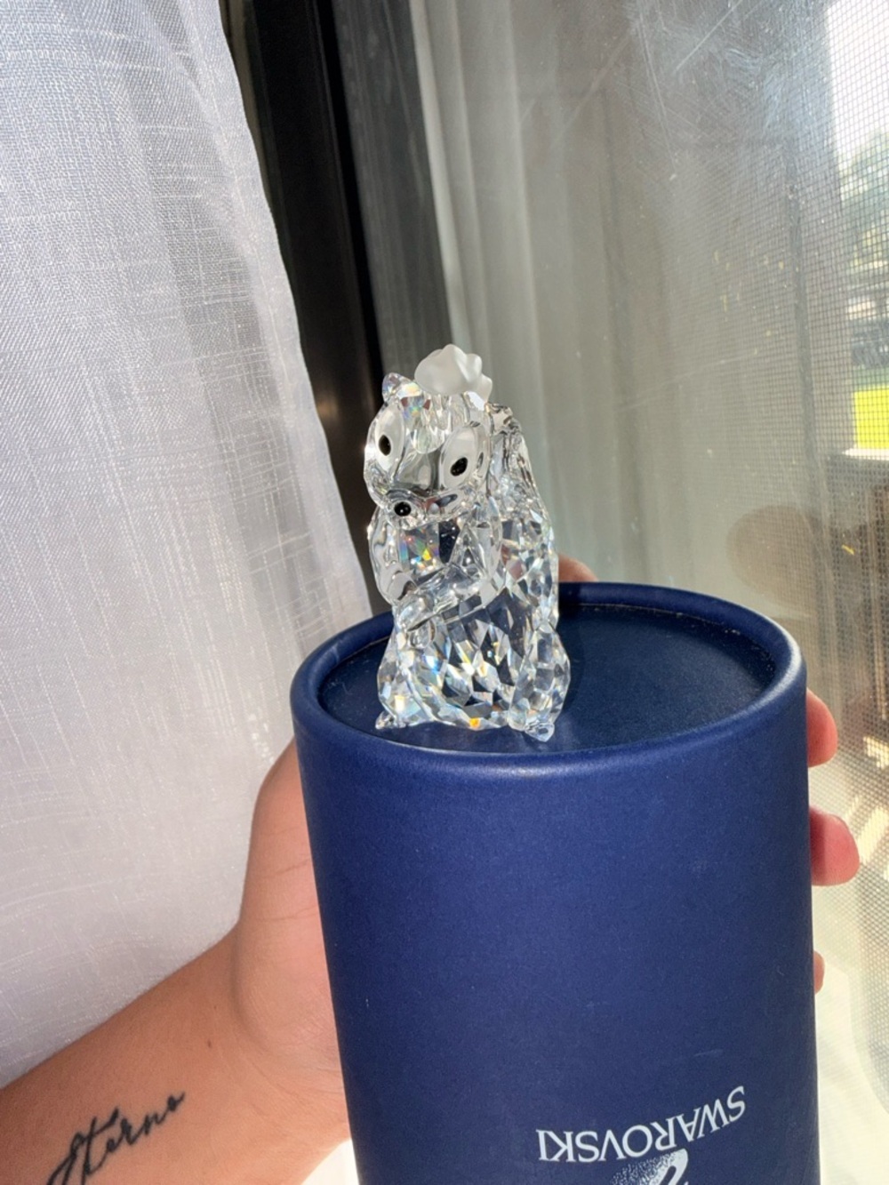 Swarovski Disney flower the skunk